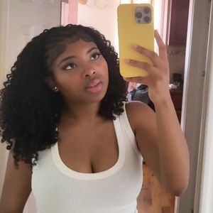 Meet your Posher, Milani